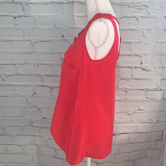 💞BCBG MaxAzria 100% Silk top. Size S. - Picture 2 of 10